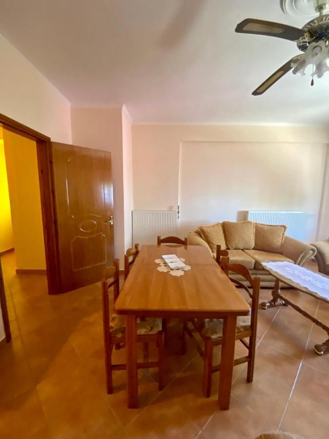 Family Apartments Sarandë Buitenkant foto