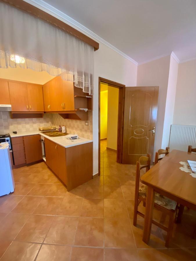 Family Apartments Sarandë Buitenkant foto